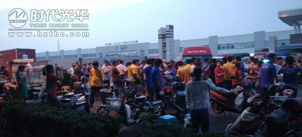 京东仓库员工罢工,涉及员工达160多名-资讯中